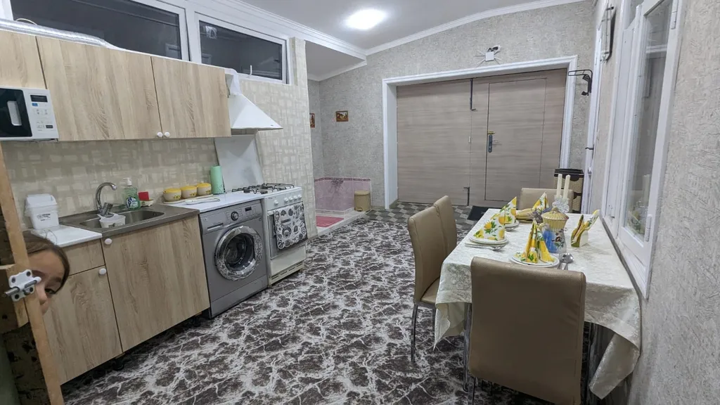 Уютный домик в центре города