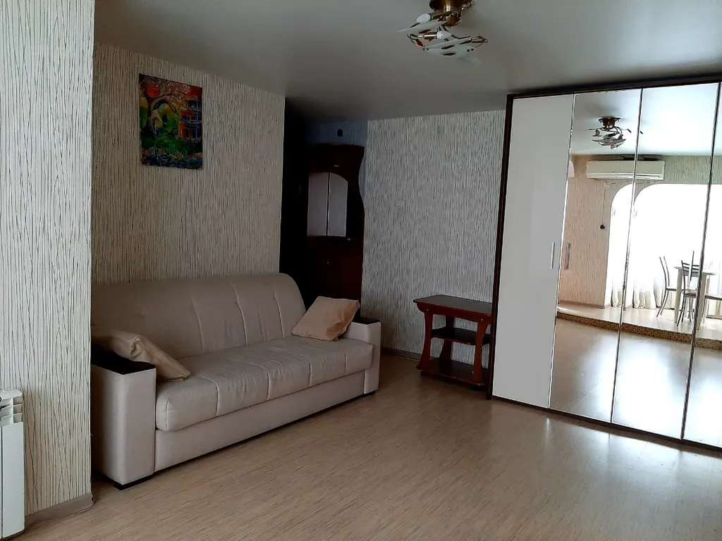 Квартира 3-комнатная Квартира — Сочи