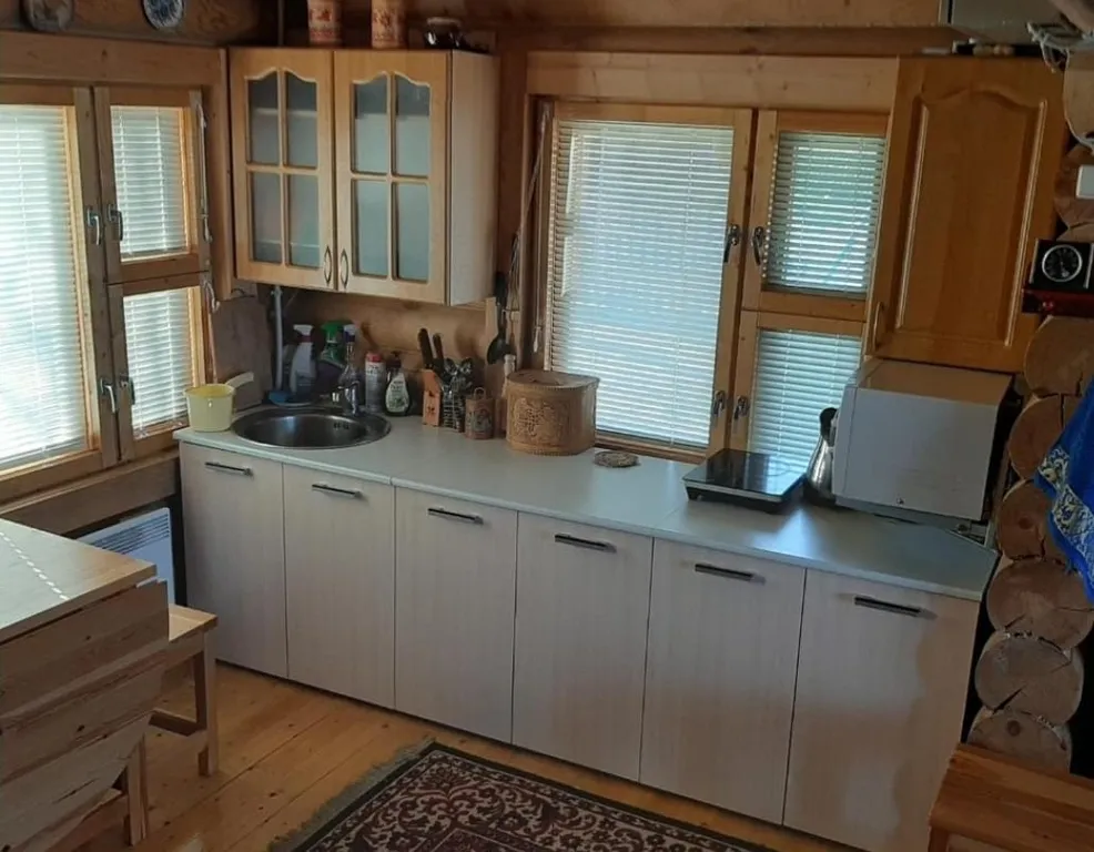 Дом на берегу озера