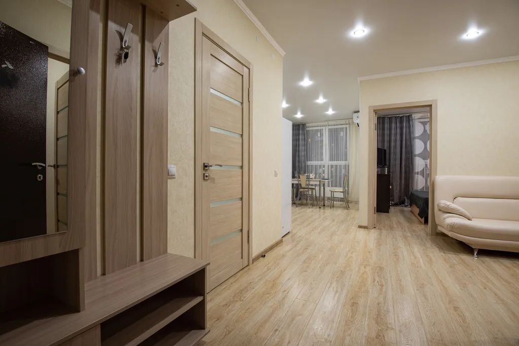 Квартира Квартира Светлая евродвушка в центре, 2 жк-телевизора, удобная кровать — Краснодар