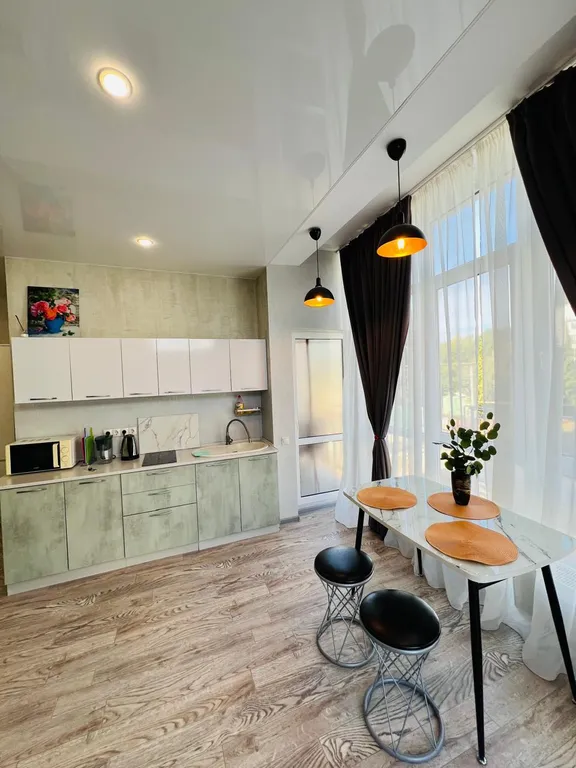 Квартира-Студия в новом доме у моря, с парковкой! тихо уютно