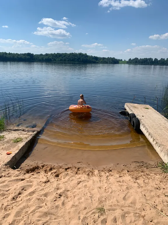 Коттедж Уютный дом с баней и видом на озеро Врево — Луга
