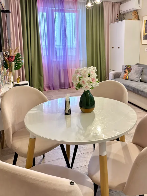 Уютная евродвухкомнатная квартира у моря