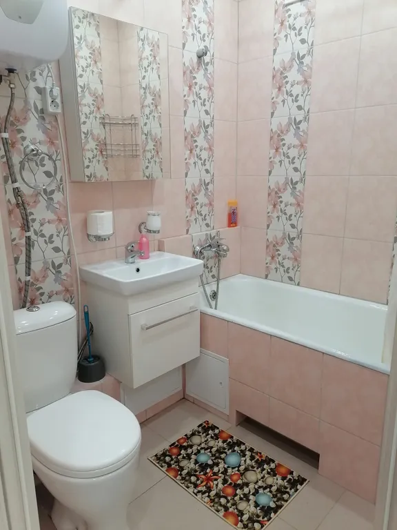 Уютная квартира в центре ждёт своих гостей (не моложе 25 лет)