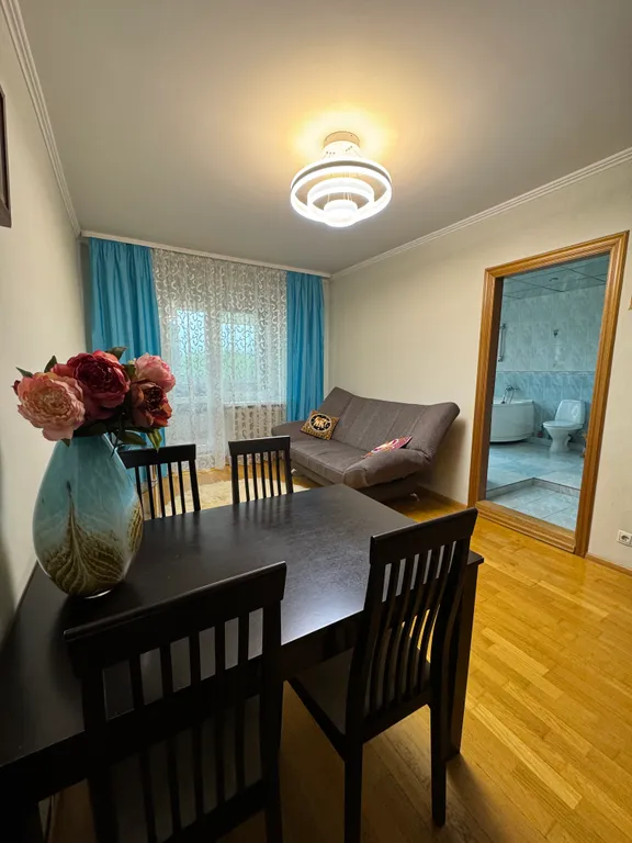 Комфортная двухкомнатная квартира рядом с Горным воздухом! — аренда посуточно в Южно-Сахалинск