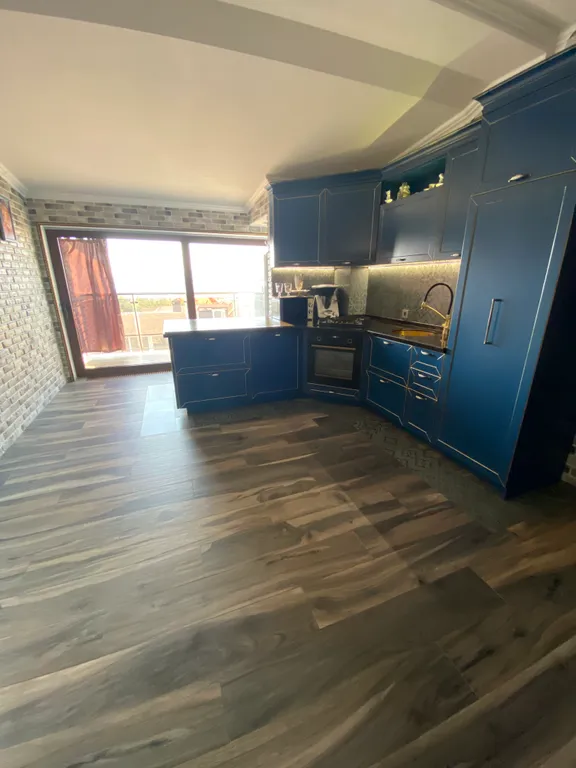 Апартаменты с видом на море!Красивая , атмосферная квартира !