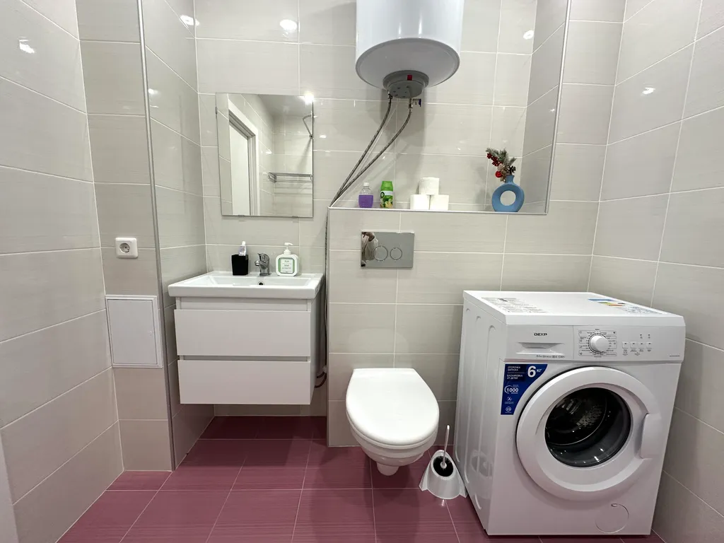 Квартира Апартаменты рядом госпиталь Мать и Дитя в новостройке — Тюмень