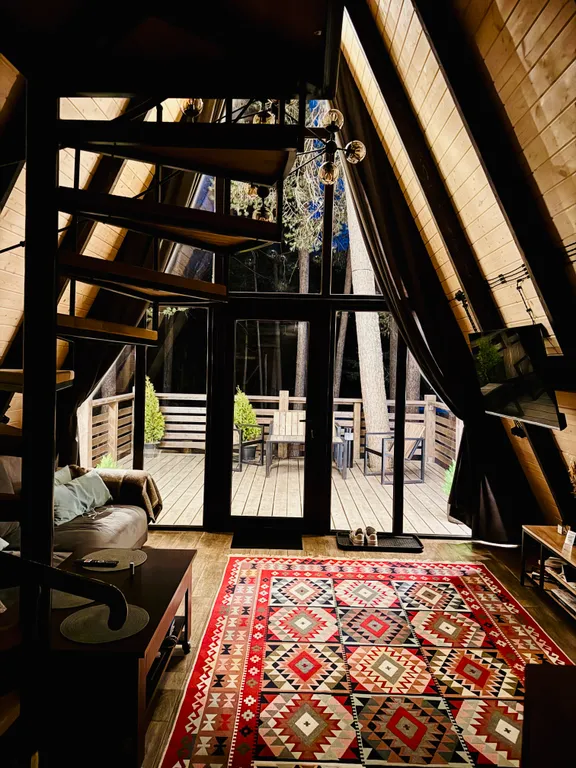 The Nest Гнездышко