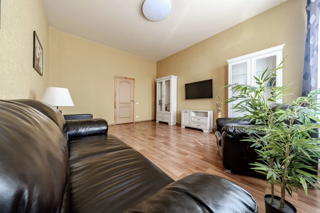 Апартаменты Ladgorna на Независимости 13