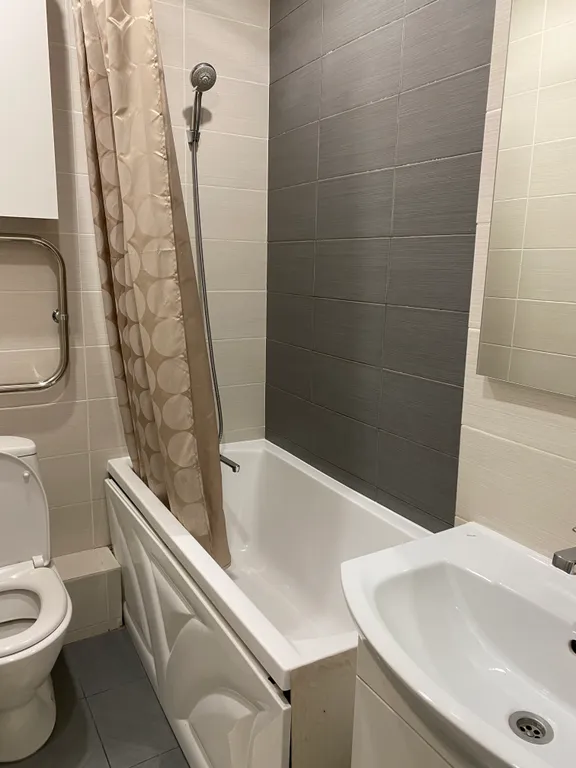 Уютная квартира в Академ Риверсайд