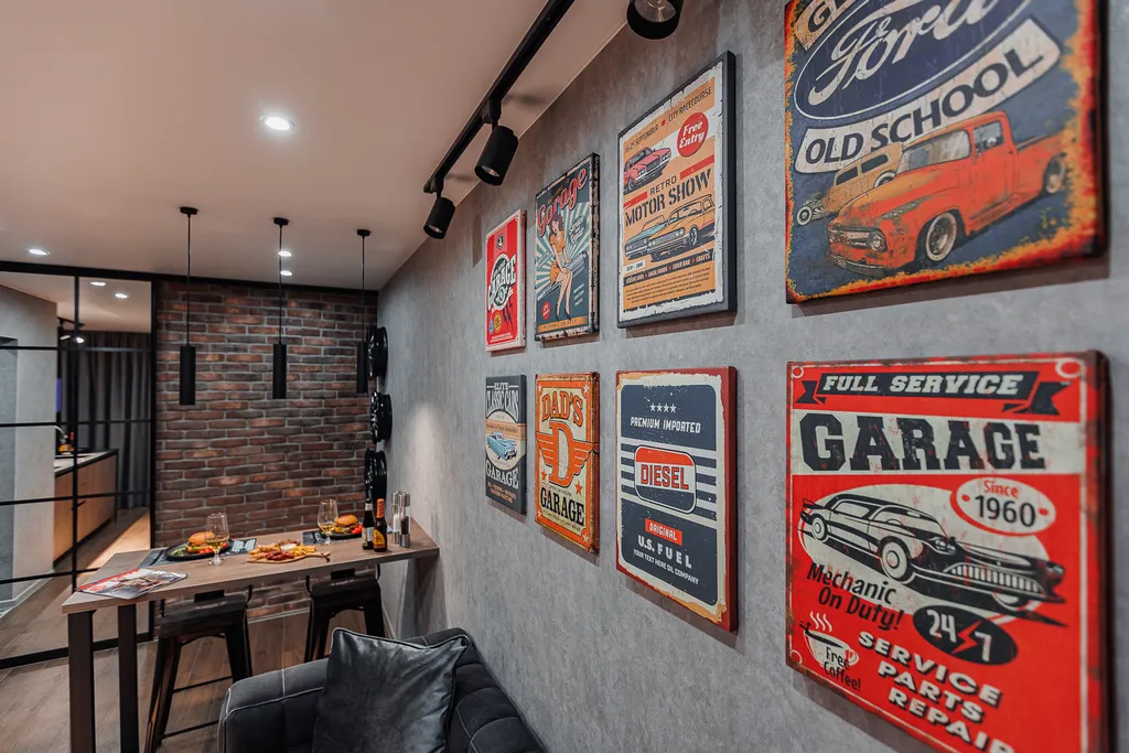 Апартаментs Гараж - холостяцкий люкс в самом центре