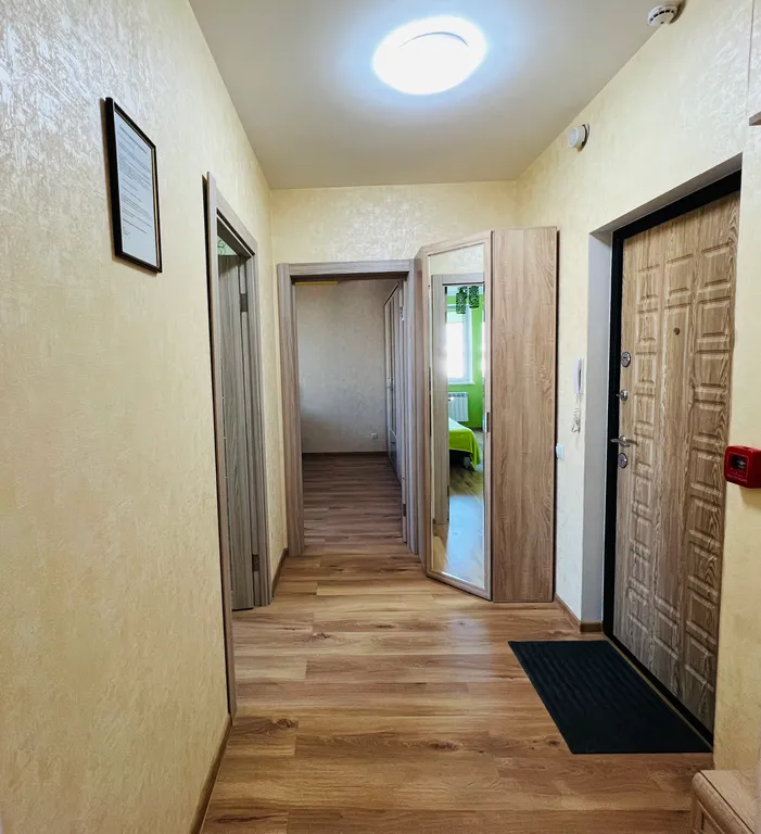 Просторная евротрешка рядом с метро и видом на набережную