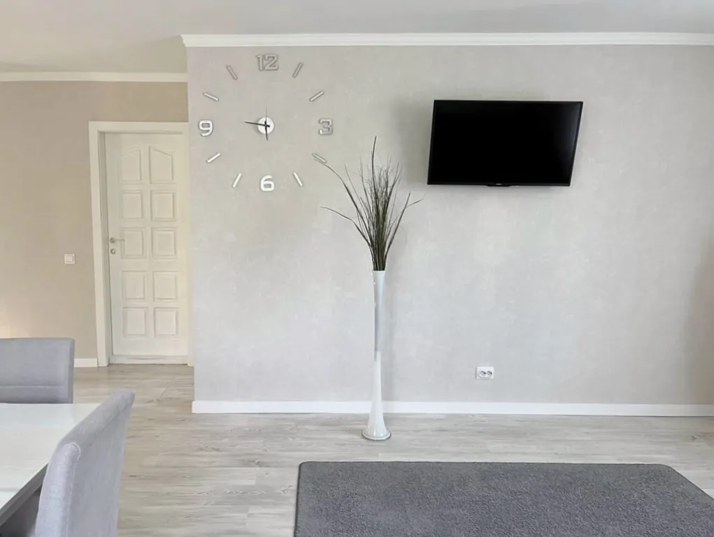 Апартаменты для большой семьи у моря в центре курортного города