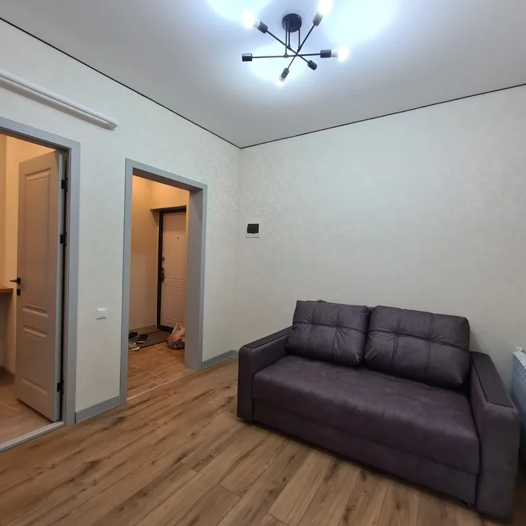 Рядом есть акимат, парки