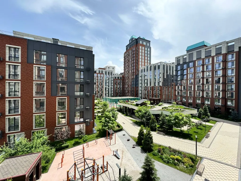 2 комнатная в ЖК 4YOU, рядом с ТЦ MEGA, кв 22