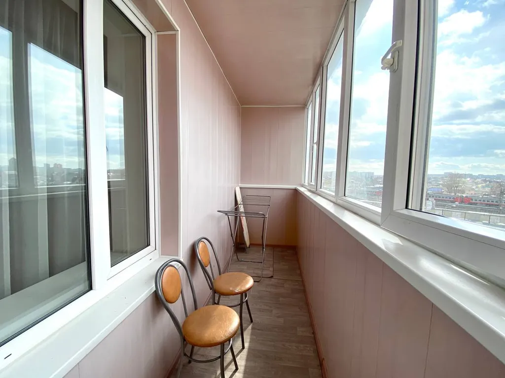 Квартира Уютная светлая студия в центре — Тюмень