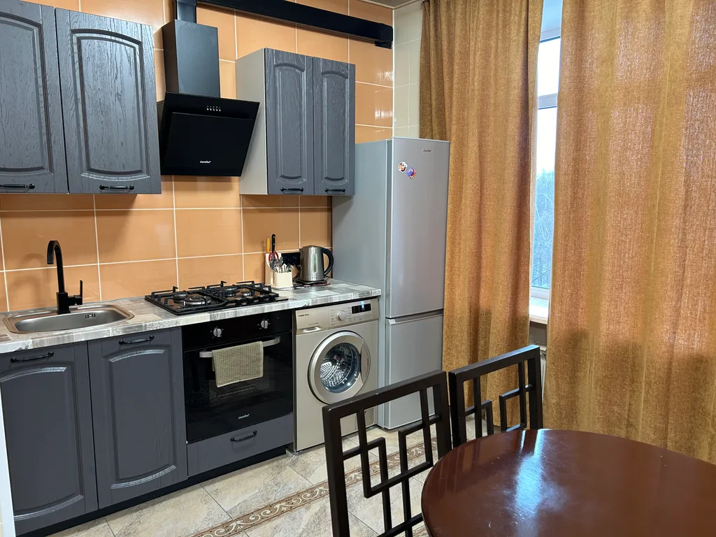 Студия с красивым видом на центр города