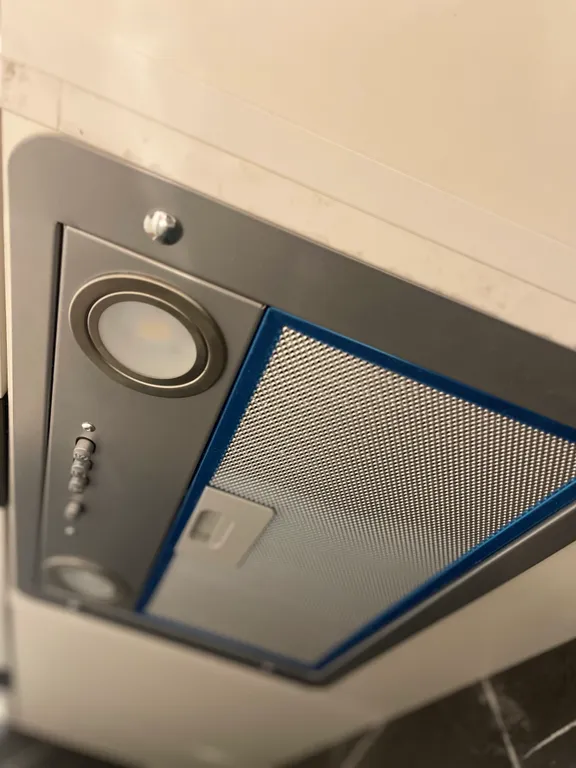 Апартаменты с балконом и видом на сосновый парк рядом с морем