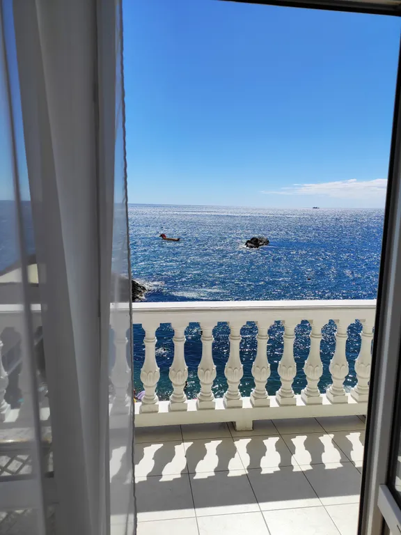 Гостевой номер  с видом на море