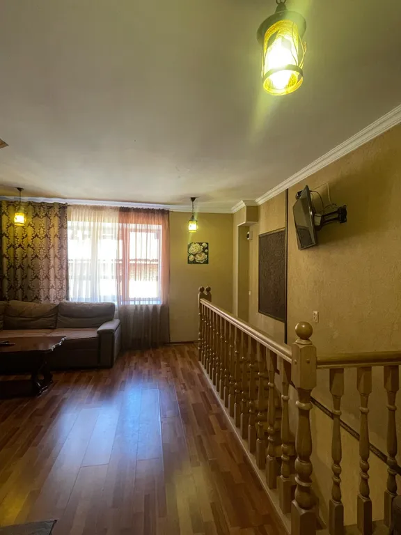 Уютный домик в центре живописного Домбая