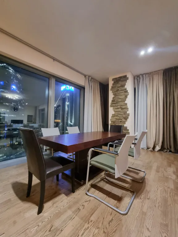 Угловые 3-комнатные апартаменты в Москва сити на 52 этаже