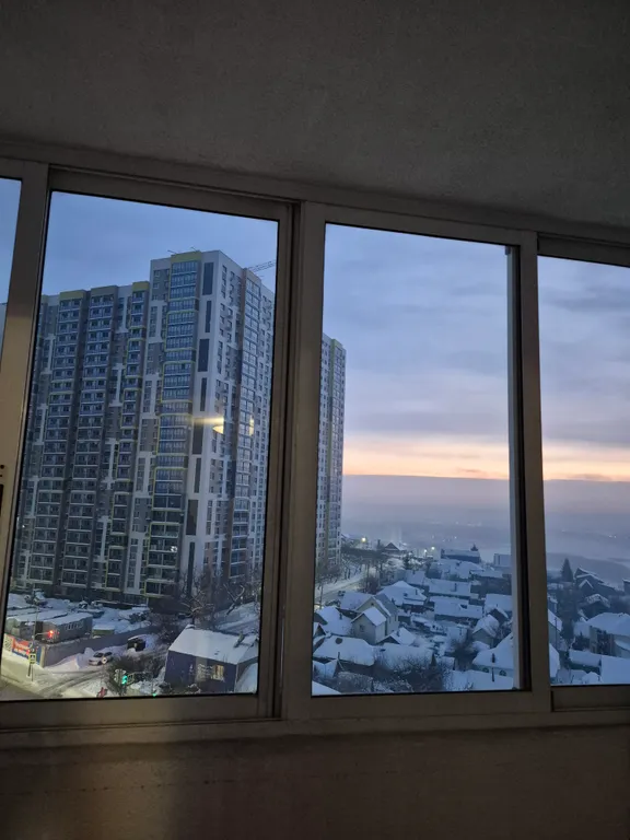 Большая  3-комнатная квартира при въезде в г Уфа со стороны аэропорта