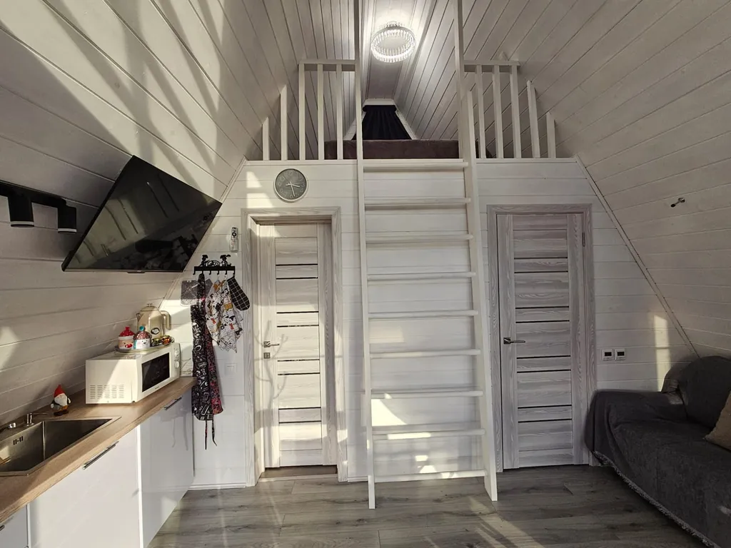 Дом а-фрейм с банным чаном, бассейном, беседкой, парковкой в Сочи