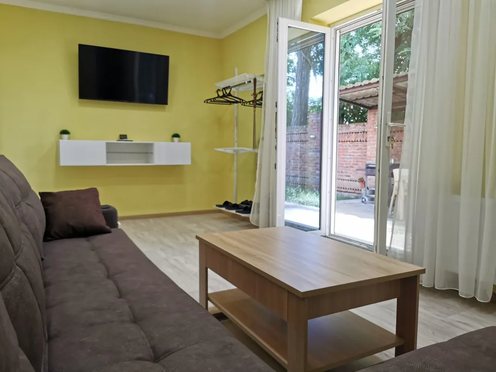 Коттедж Чистый дом с новым качественным ремонтом — Гулькевичи