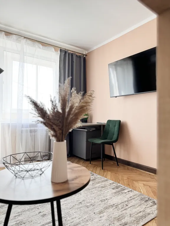 Квартира Светлая квартира с новым ремонтом и кондиционером в центре у метро — Москва