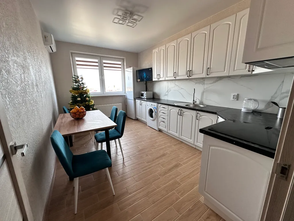 Элитная квартира с панорамным видом на город, 15 этаж