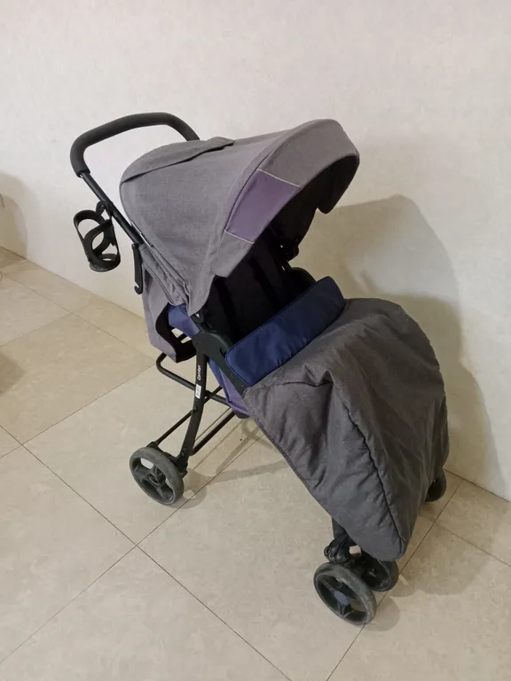 Большая квартира с индивидуальным отоплением  (детские принадлежности)