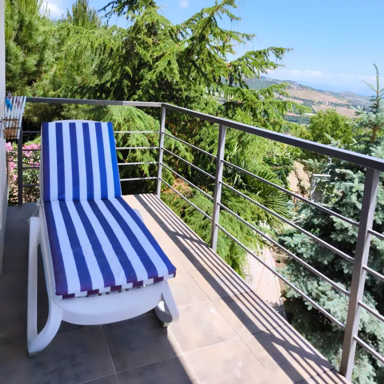 Апартаменты с видом на море и бассейн