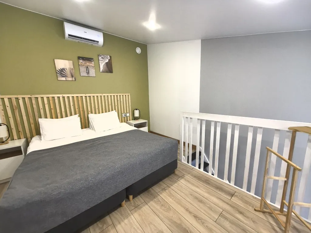 Квартира Двухкомнатная студия с кухней с 2-я санузлами и TV в каждой комнате — Коммунар