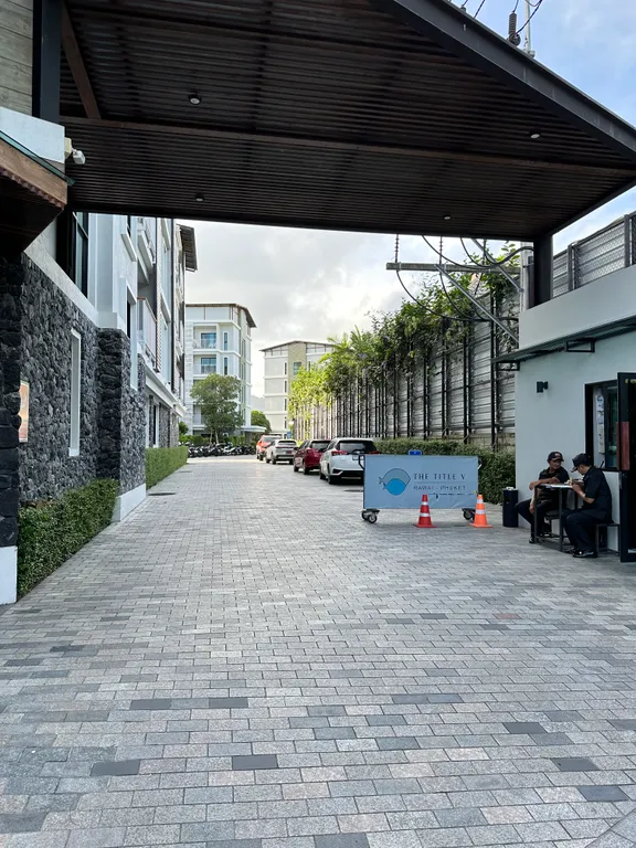 Title V Poolside, Rawai beach