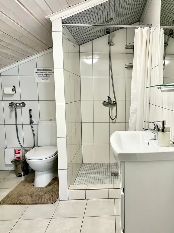 Дом N3 с сауной и камином  на берегу озера Лунное