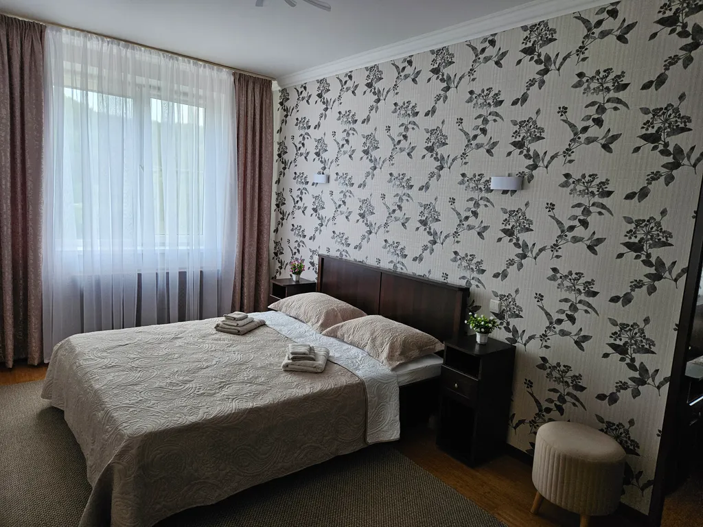 Уютная квартира с шикарным видом на горы, лес, ущелье и город