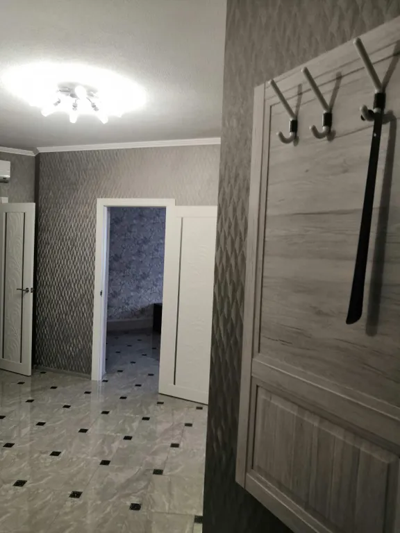 Квартира 2-комнатная Квартира — Каневская
