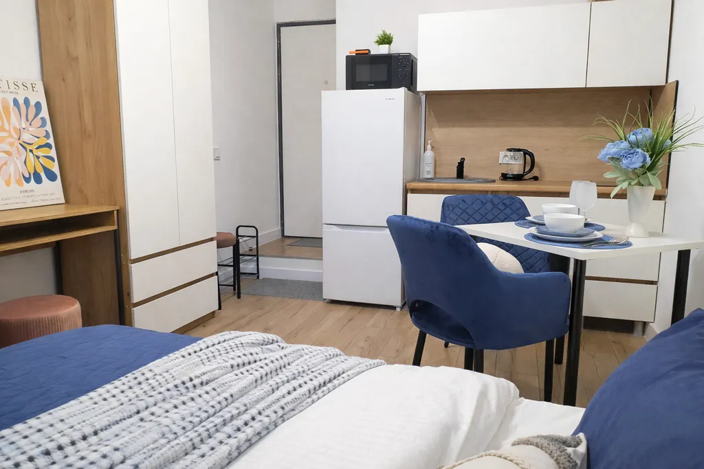 LanaRoom Новая студия с широкой кроватью