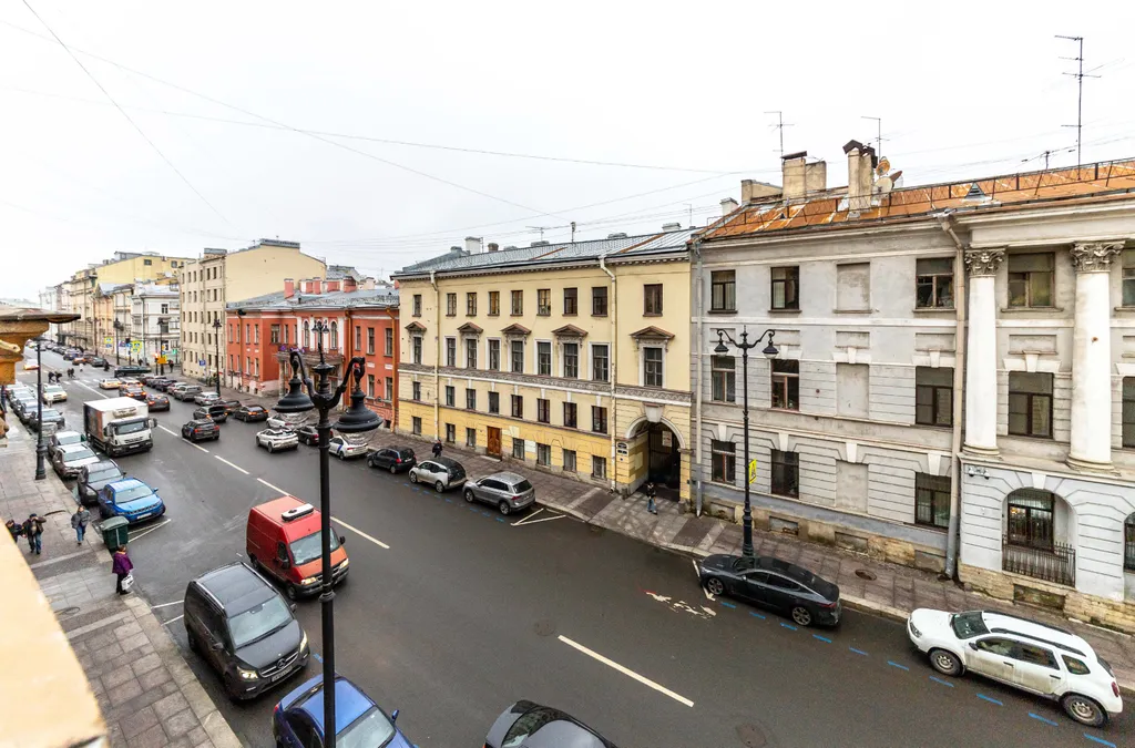 Просторные 4 комнатные апартаменты  рядом с Эрмитажем