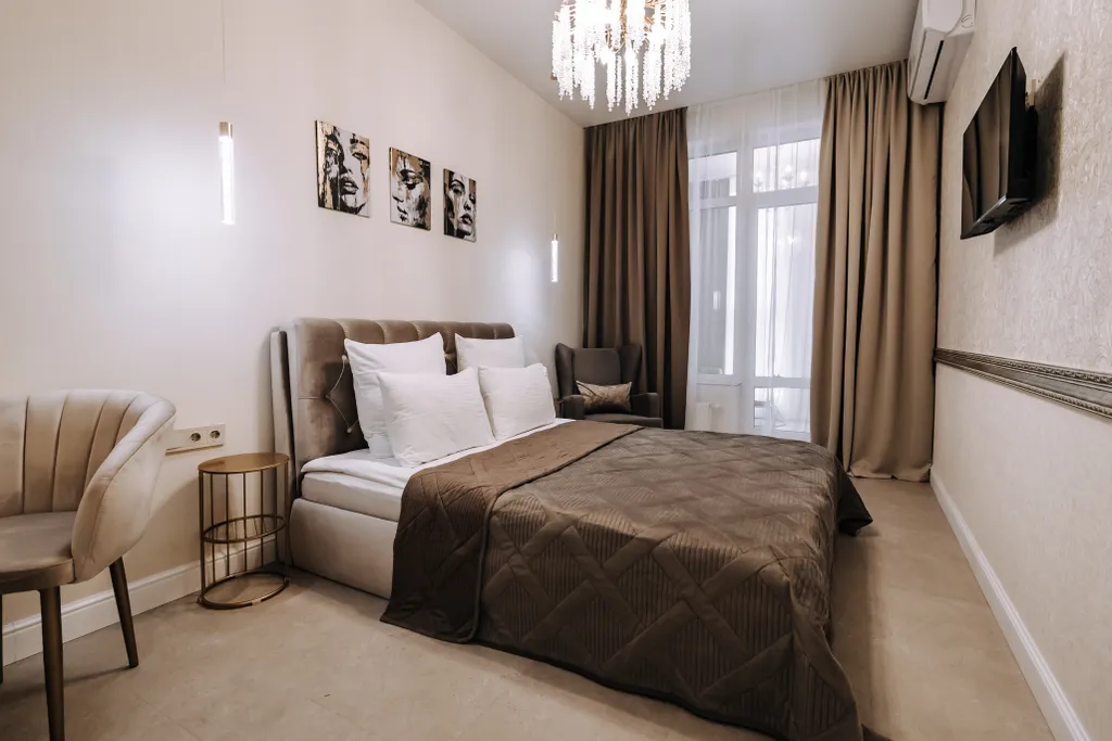 Рыжий Кот Голд (видовая квартира с изолированной спальней) — аренда посуточно в Барнаул