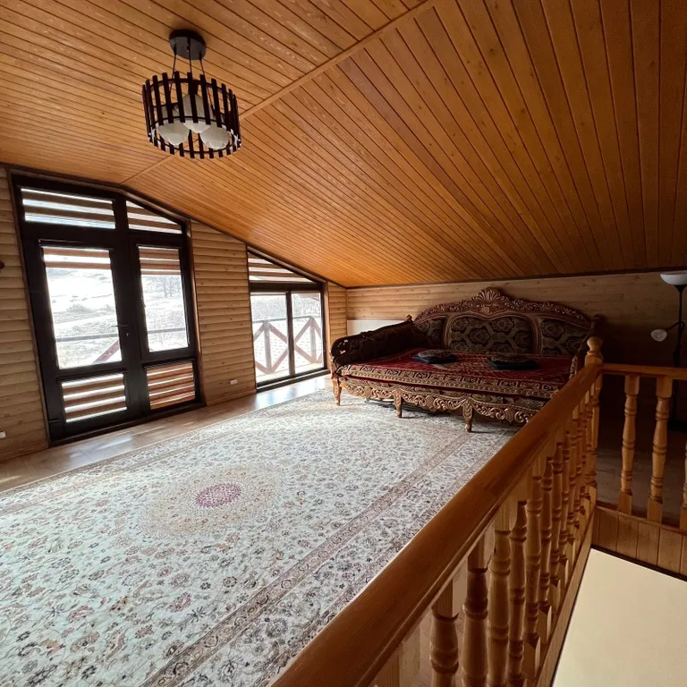 Шале с видом на горы в природном парке