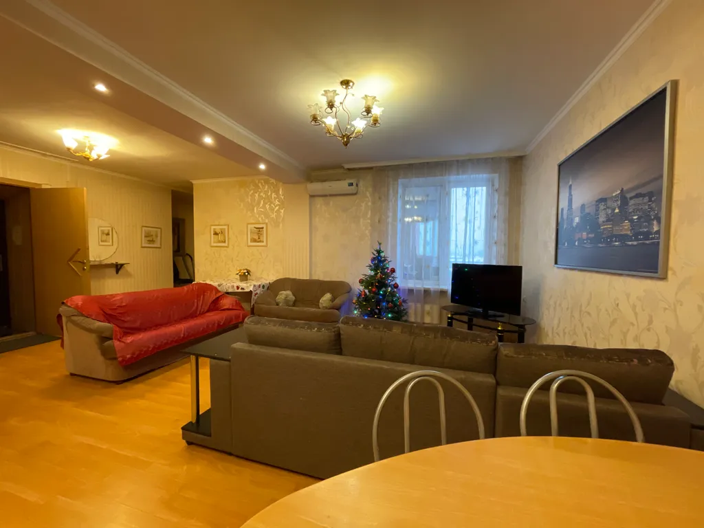 Большая квартира рядом с зоопарком и дельфинарием, метро Заельцовская