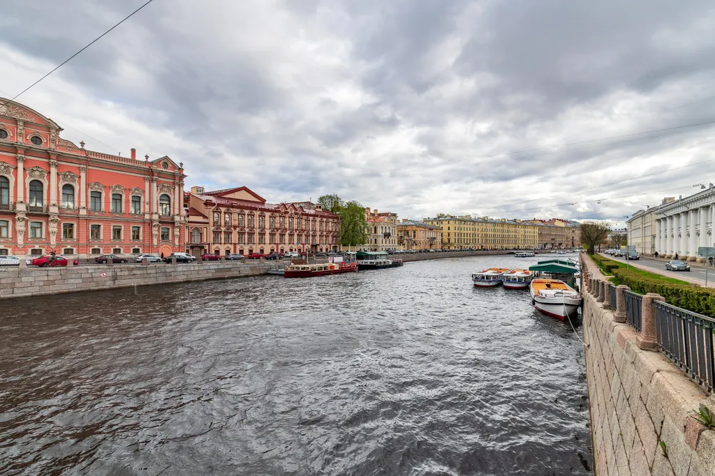 Квартира Квартира с видом на набережную Фонтанки — Санкт-Петербург