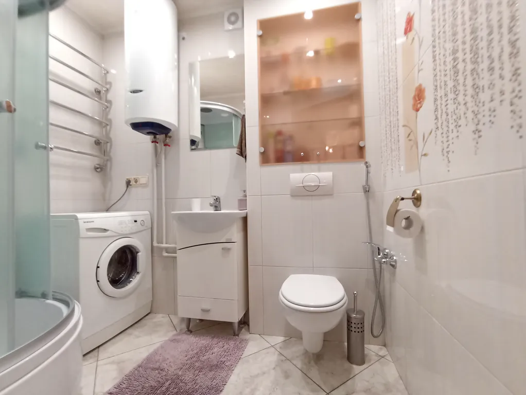 Квартира Квартира Двушка в центре, рядом музей янтаря и красивое Верхнее озеро, парковка — Калининград