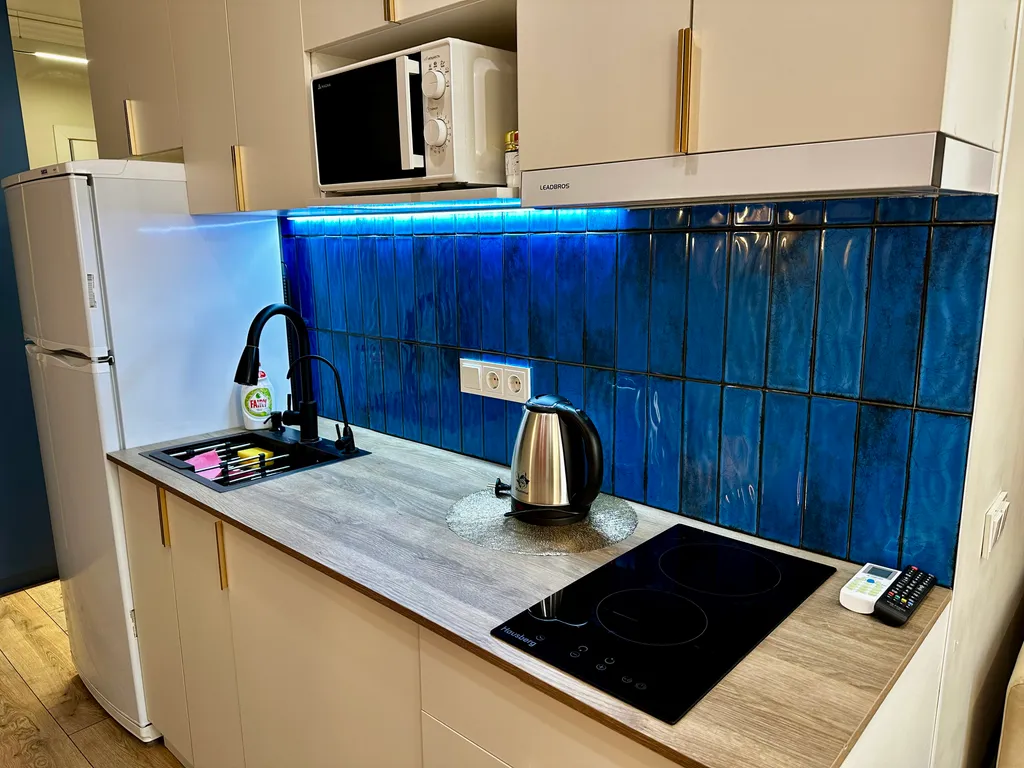 Уютная студия у станции метро в центре города