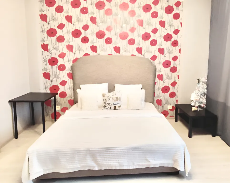 В тишине, и в людях