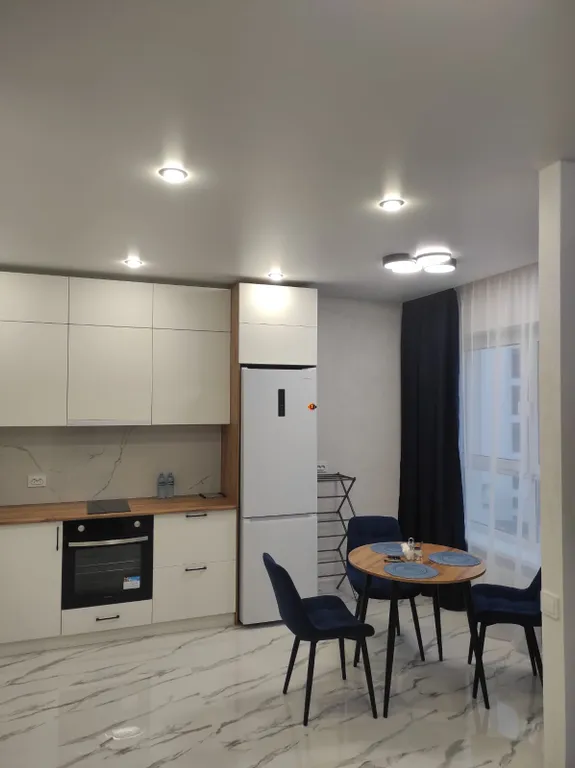 Уютная светлая квартира с видом на город — аренда посуточно в Пенза