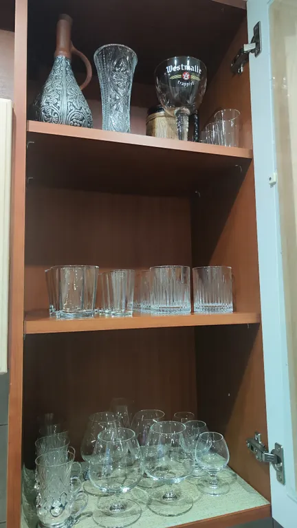 Квартира в самом центре, с огороженной парковкой.