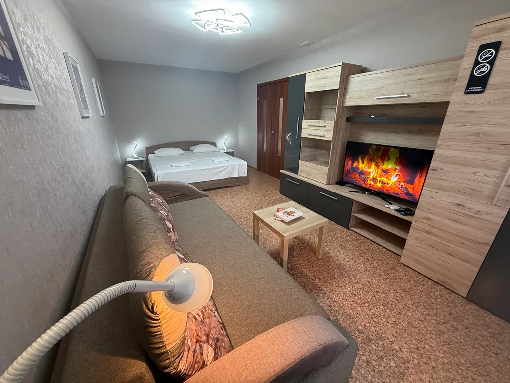 "В Гости!" на Пионерском 62 (1к квартира рядом с Ретро-Парк)