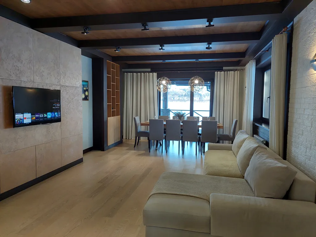 Коттедж на берегу Ангары